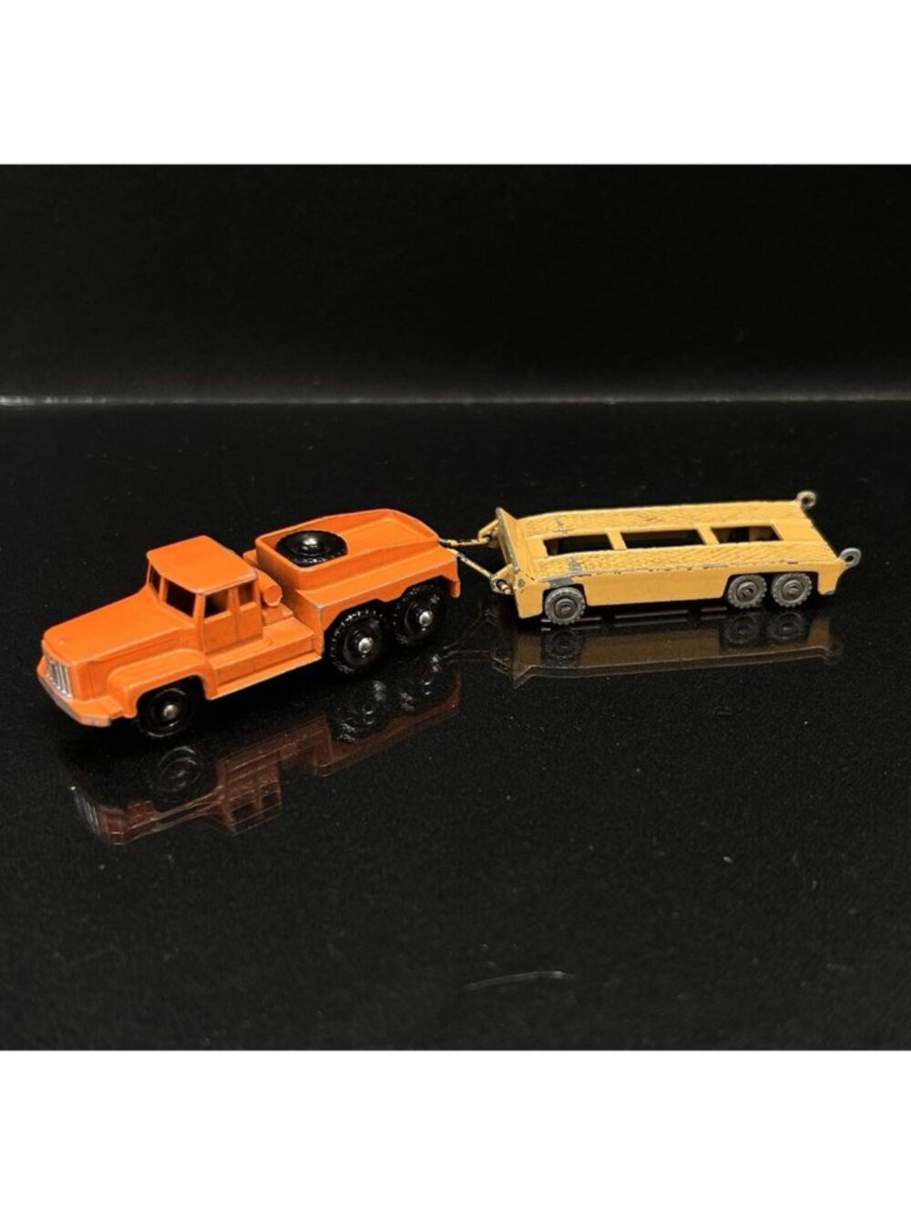 Matchbox Lesney 1959 Rotinoff Super Atlantic Tractor No. 15 Yellow Trailer